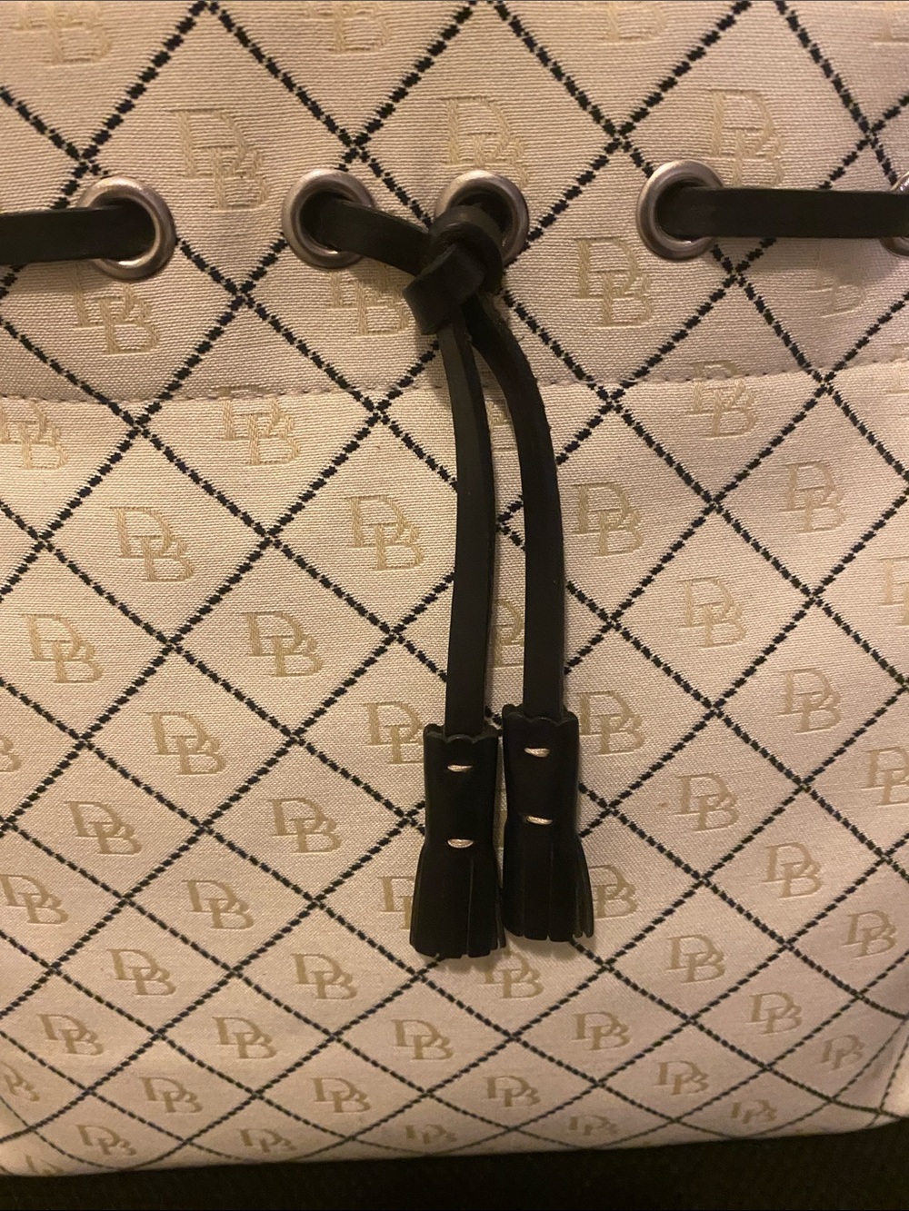 Dooney & Bourke EUC White Monogram Tote with Black Trim - Picture 2 of 9